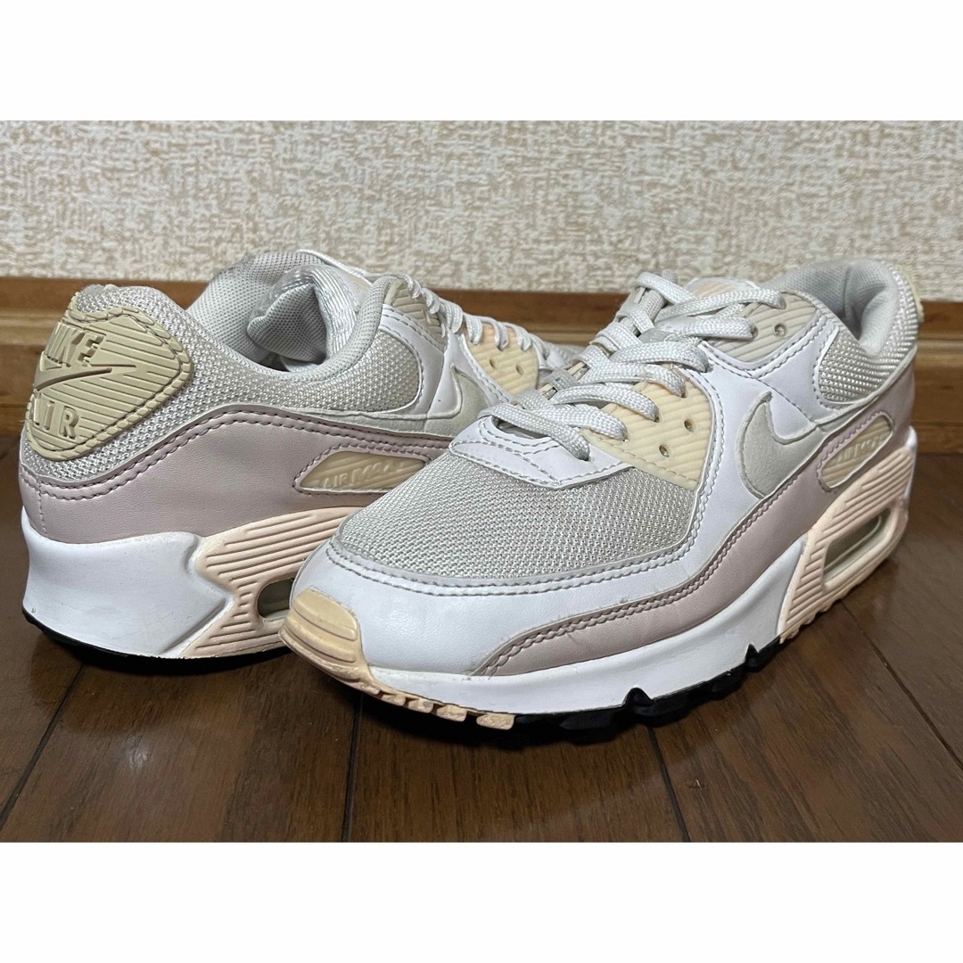 NIKE(ナイキ)のNIKE AIR MAX 90 "BARELY ROSE" 24.0cm レディースの靴/シューズ(スニーカー)の商品写真