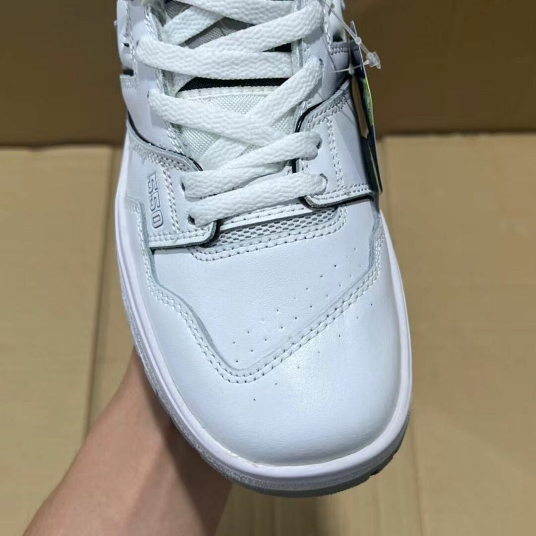 New Balance BB550SW スニーカー 24 の通販 by 即購入☆無言取引歓迎's