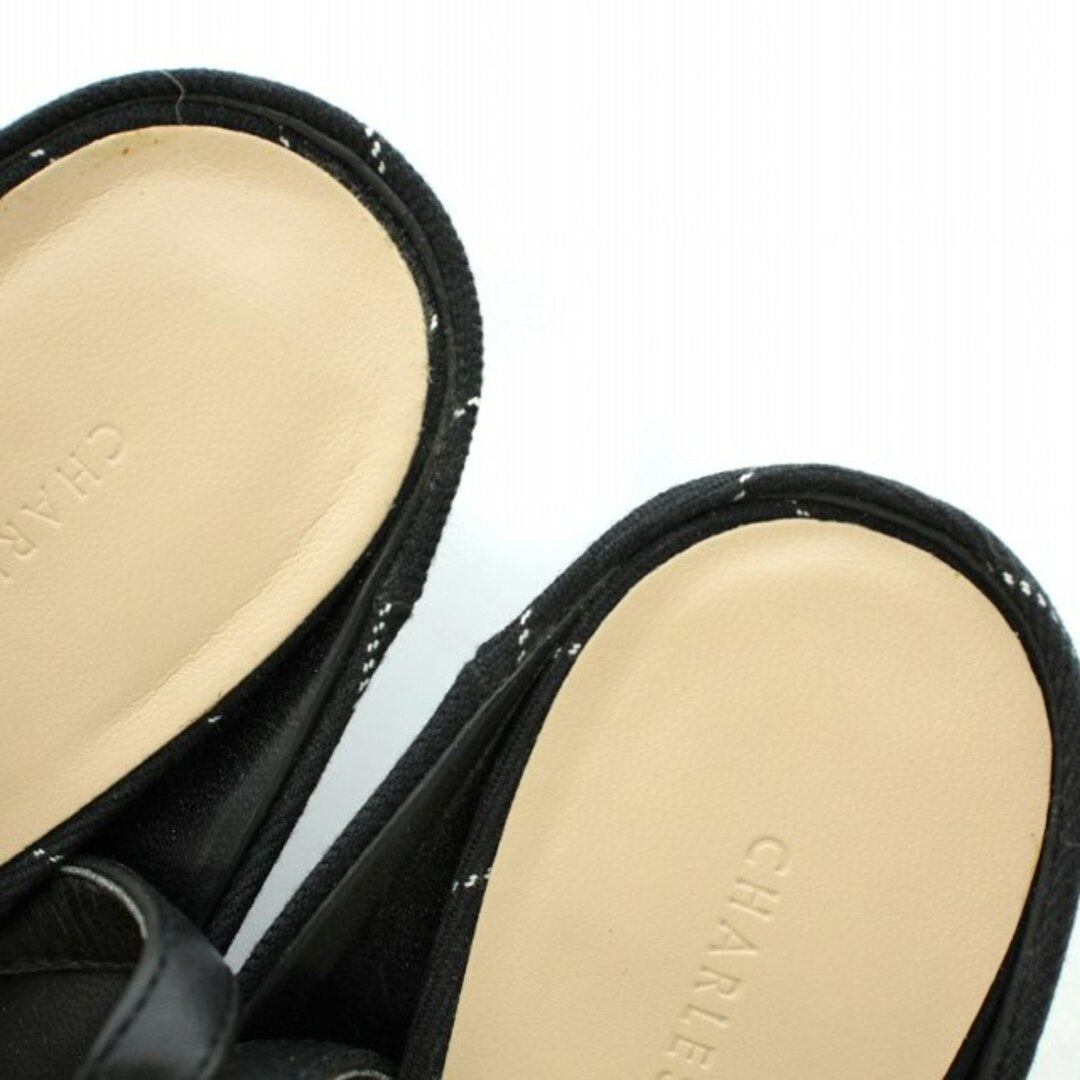 チャールズ&キース ミュール ポインテッドトゥ 22.0cm 黒 白  レディースの靴/シューズ(ミュール)の商品写真