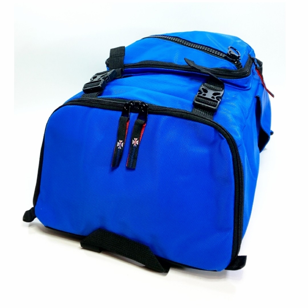 リュック/バックパック 黒でかリュック3  blue【新品未使用】 レディースのバッグ(リュック/バックパック)の商品写真