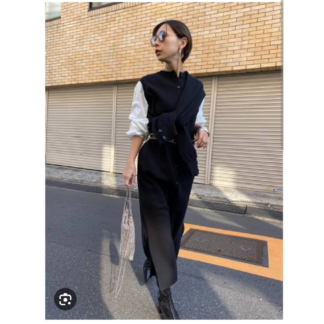 Ameri VINTAGE(アメリヴィンテージ)のAMERI many way docking shirt dress ブラック レディースのワンピース(ロングワンピース/マキシワンピース)の商品写真