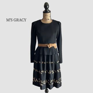 M'S GRACY ワンピース ロゴ リボン 茶色