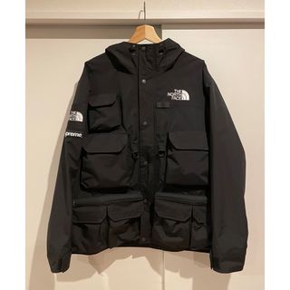 シュプリーム(Supreme)のSupreme The North Face Cargo Jacket L(マウンテンパーカー)