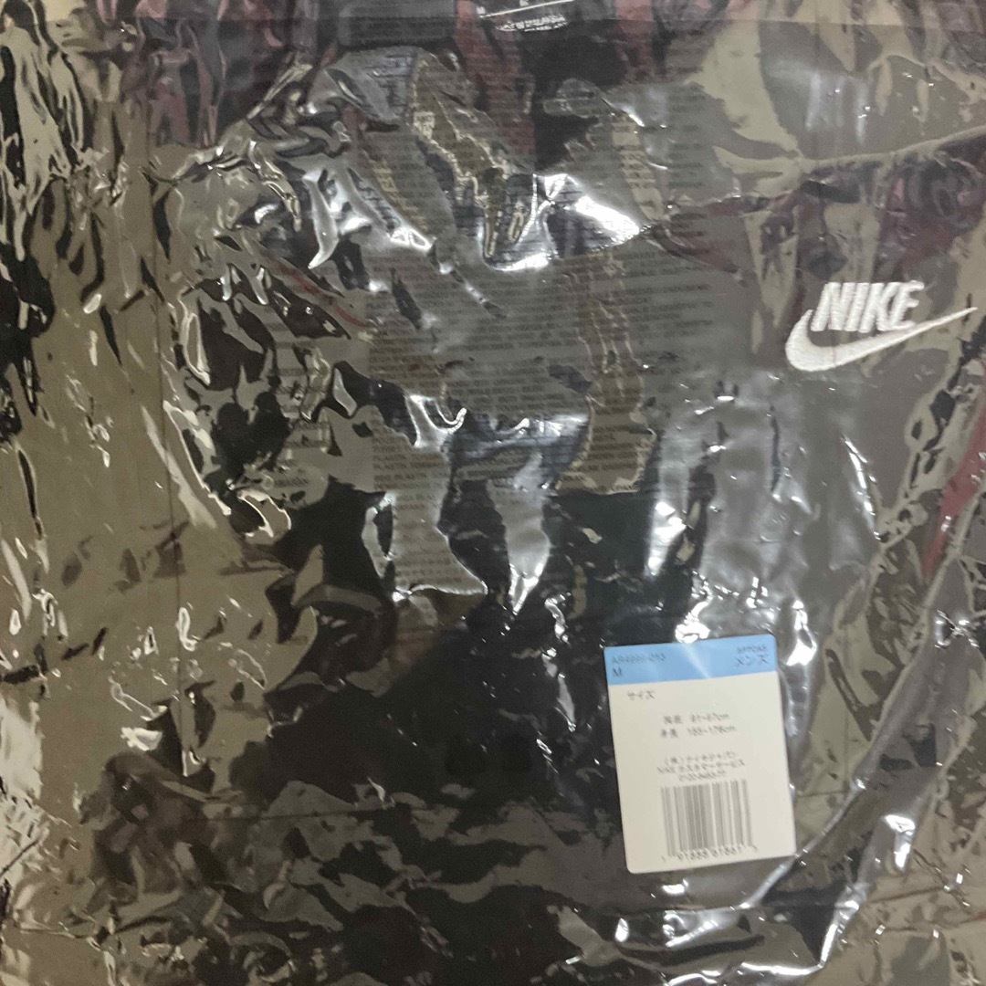 NIKE(ナイキ)の『新品未使用』NIKE ナイキ　Tシャツ　ブラック　黒 m メンズのトップス(Tシャツ/カットソー(半袖/袖なし))の商品写真