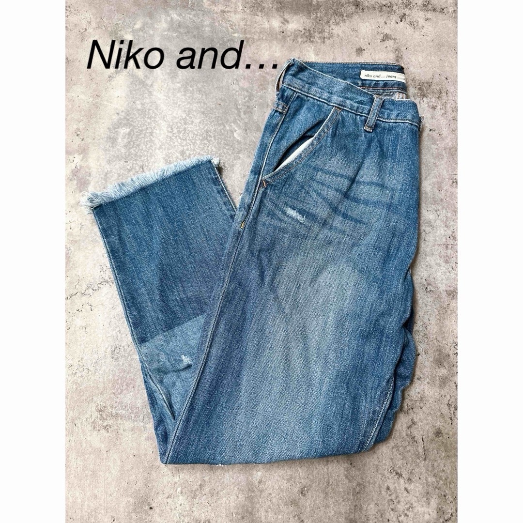 niko and...(ニコアンド)のNiko and… ニコアンド リメイク ダメージジーンズ レディースのパンツ(デニム/ジーンズ)の商品写真