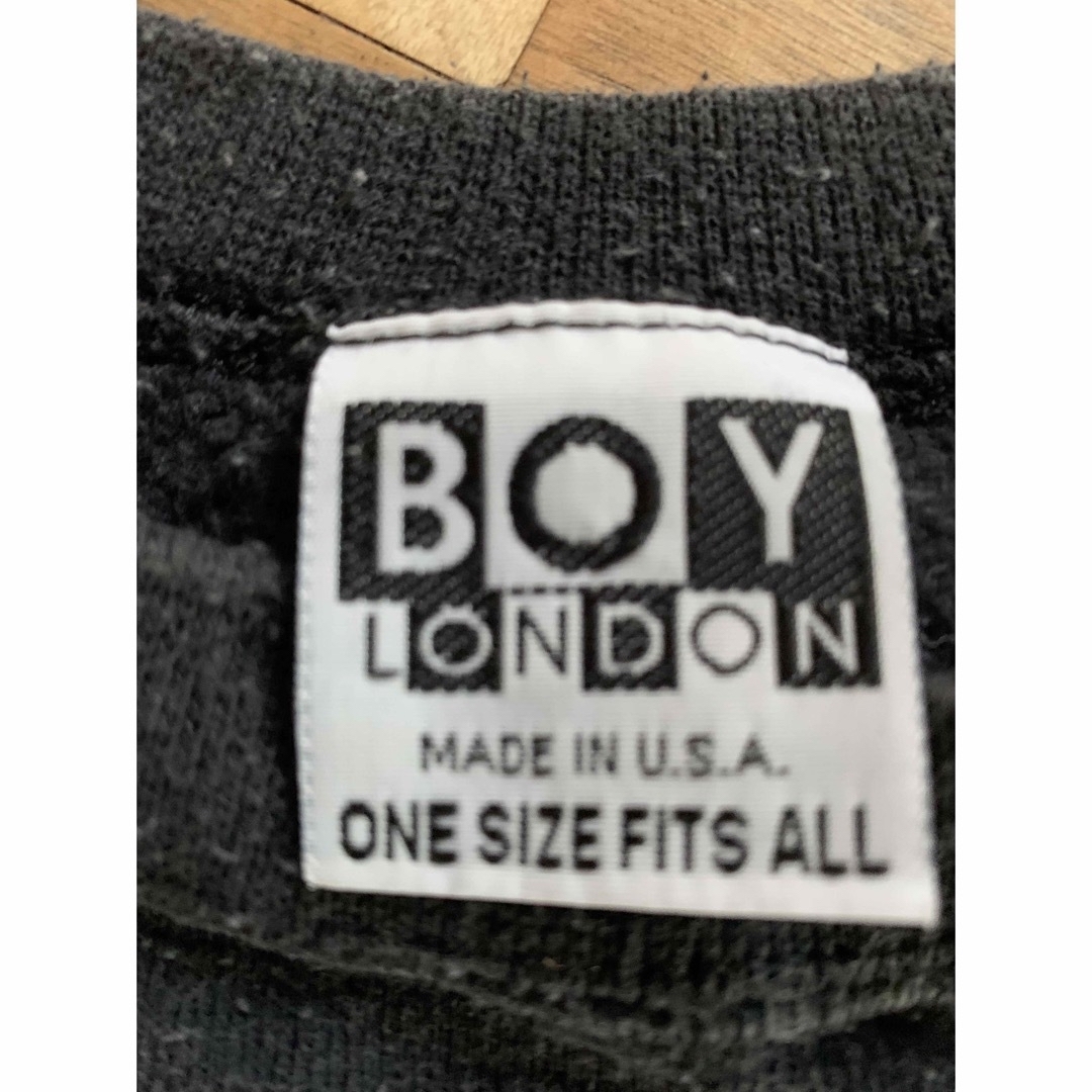 Boy London(ボーイロンドン)のBOY LONDON 80’ 90’ 古着　USA製　ヴィンテージ　人気の黒　 メンズのトップス(スウェット)の商品写真