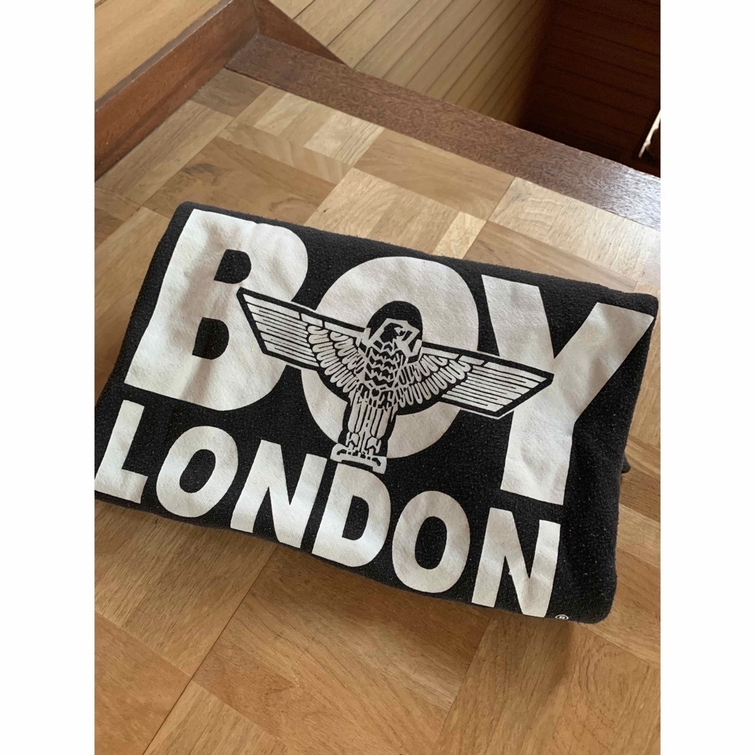 Boy London(ボーイロンドン)のBOY LONDON 80’ 90’ 古着　USA製　ヴィンテージ　人気の黒　 メンズのトップス(スウェット)の商品写真