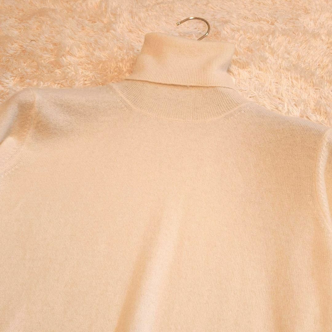 セオリー Theory 100パーセント 白色カシミア タートルネック セーター