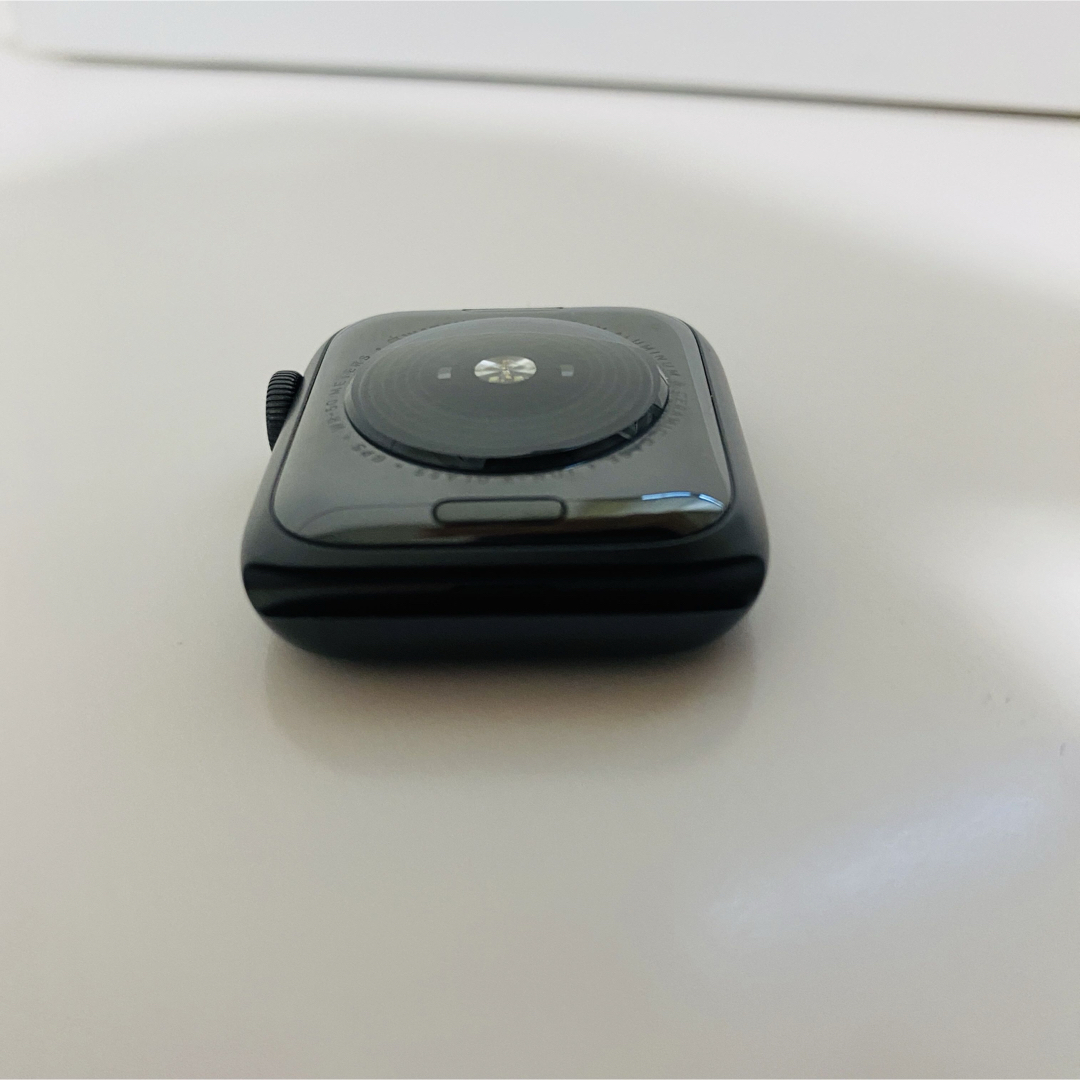 Apple Watch - Apple Watch SE 第1世代 40mm GPSモデル おまけ付⭐️の