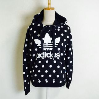 オリジナルス(Originals（adidas）)のadidas アディダス 白黒 ドット 水玉 プルオーバー パーカー(パーカー)