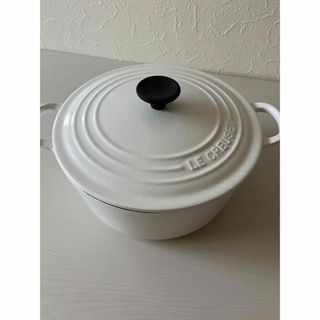 ルクルーゼ(LE CREUSET)の【希少】ル・クルーゼ　22 ホワイト　廃盤　格安　即日発送　ココットロンド(鍋/フライパン)