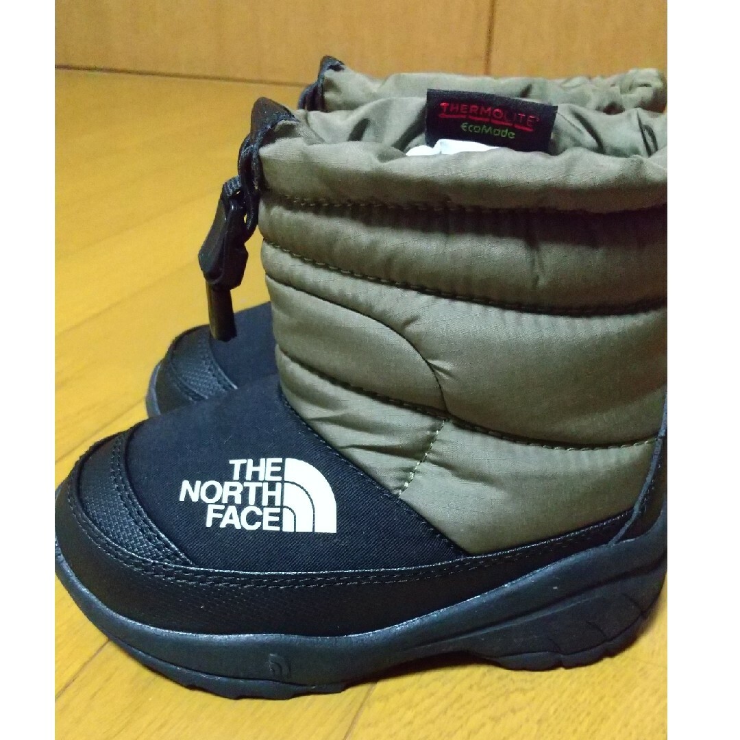 THE NORTH FACE(ザノースフェイス)のTHE NORTH FACE  キッズ　ヌプシ　ブーティ キッズ/ベビー/マタニティのキッズ靴/シューズ(15cm~)(ブーツ)の商品写真