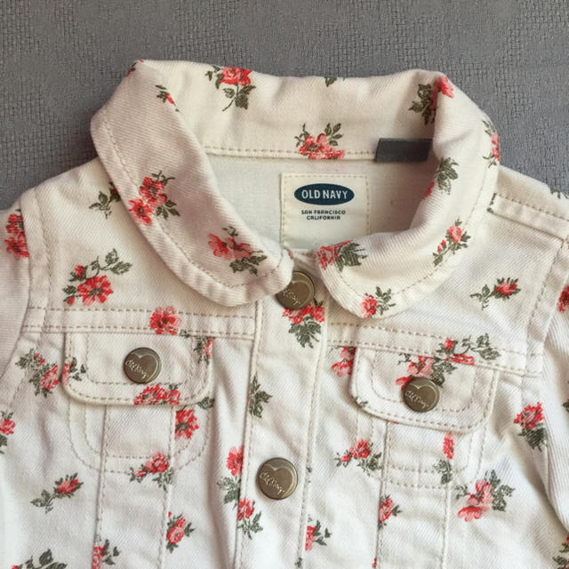 Old Navy(オールドネイビー)のオールドネイビーキッズ・花柄デニム キッズ/ベビー/マタニティのベビー服(~85cm)(ジャケット/コート)の商品写真