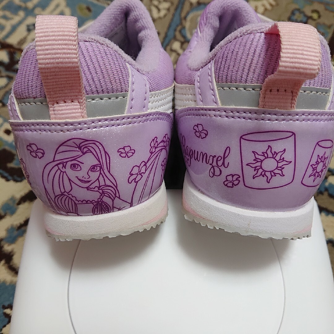 asics(アシックス)の*アシックス* アイダホ MINI DISNEY PRINCESS 18.5 キッズ/ベビー/マタニティのキッズ靴/シューズ(15cm~)(スニーカー)の商品写真