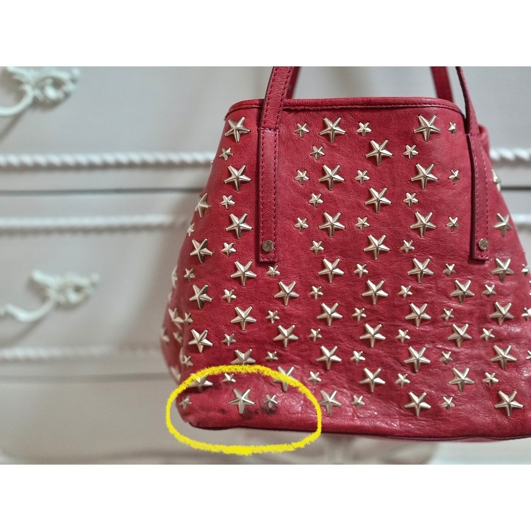 JIMMY CHOO(ジミーチュウ)のジミーチュウ サシャ レザー　ハンドバッグ　ピンク レディースのバッグ(ハンドバッグ)の商品写真