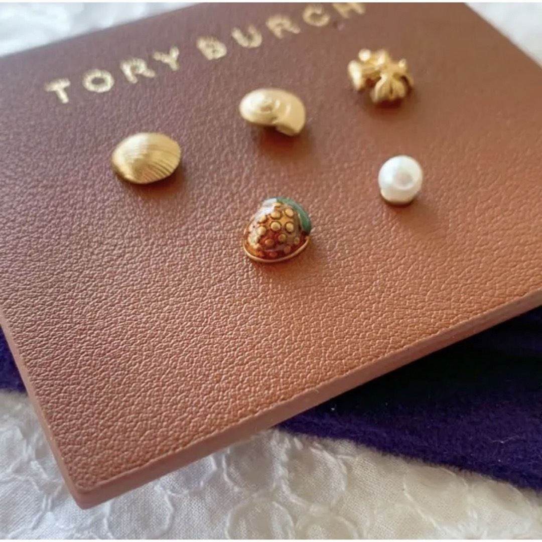 Tory Burch(トリーバーチ)のトリーバーチ　ピアスセット　可愛い　新品　未使用　 レディースのアクセサリー(ピアス)の商品写真