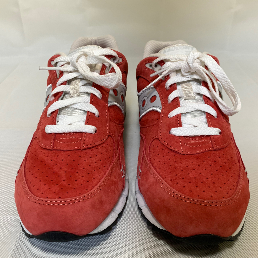 SAUCONY(サッカニー)のサッカニー Saucony スニーカー US9 赤 新品 海外品 メンズの靴/シューズ(スニーカー)の商品写真