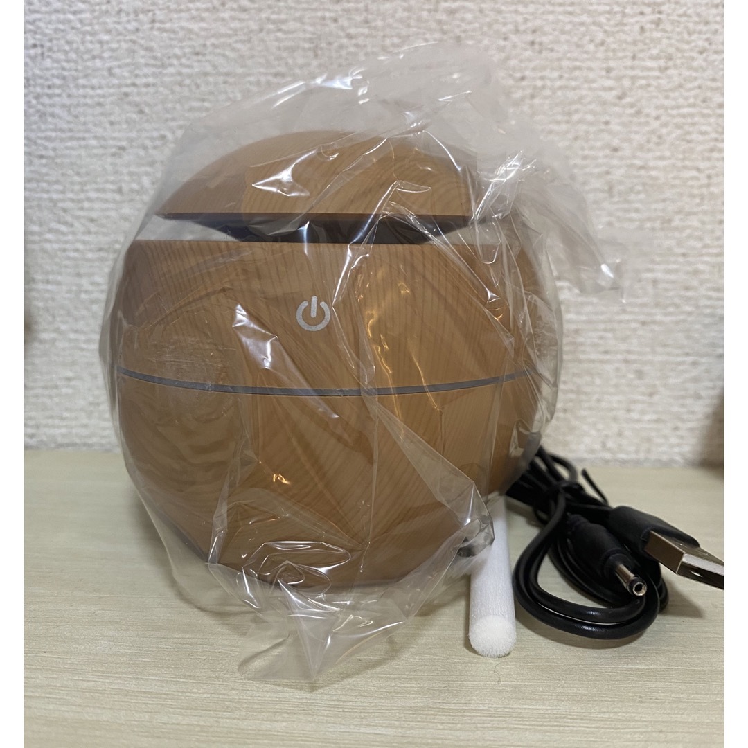 卓上加湿器　加湿器　 スマホ/家電/カメラの生活家電(加湿器/除湿機)の商品写真