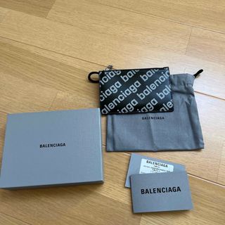 バレンシアガ BALENCIAGA エブリデイ ラウンドジップ コインケース551937生産国