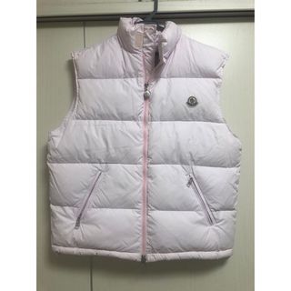 モンクレール(MONCLER)の【aki様専用】モンクレール　ダウンベスト　さくら色(ダウンベスト)