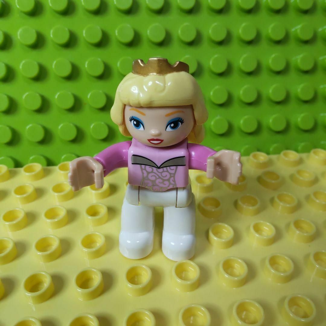 レゴ　デュプロ　互換　プリンセス(ピンク)　フィグ　人形 エンタメ/ホビーのおもちゃ/ぬいぐるみ(キャラクターグッズ)の商品写真