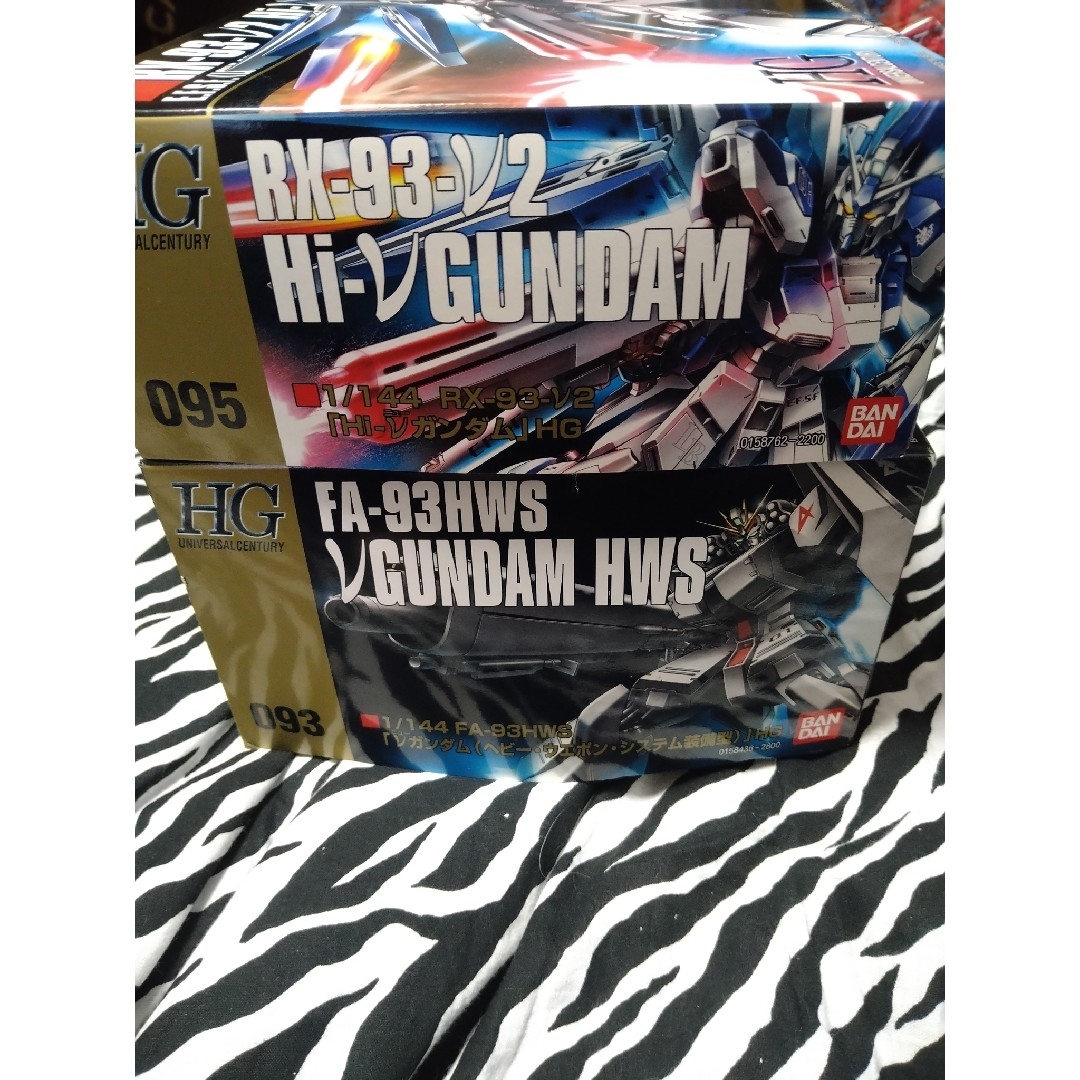 High Grade（BANDAI）(ハイグレード)の未組立 ガンプラ まとめ売り HG νガンダムHWS Hi-νガンダム エンタメ/ホビーのおもちゃ/ぬいぐるみ(プラモデル)の商品写真