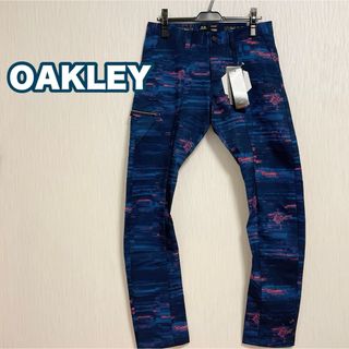 オークリー(Oakley)のオークリー　ゴルフ　パンツ　ネイビー　新品(ウエア)