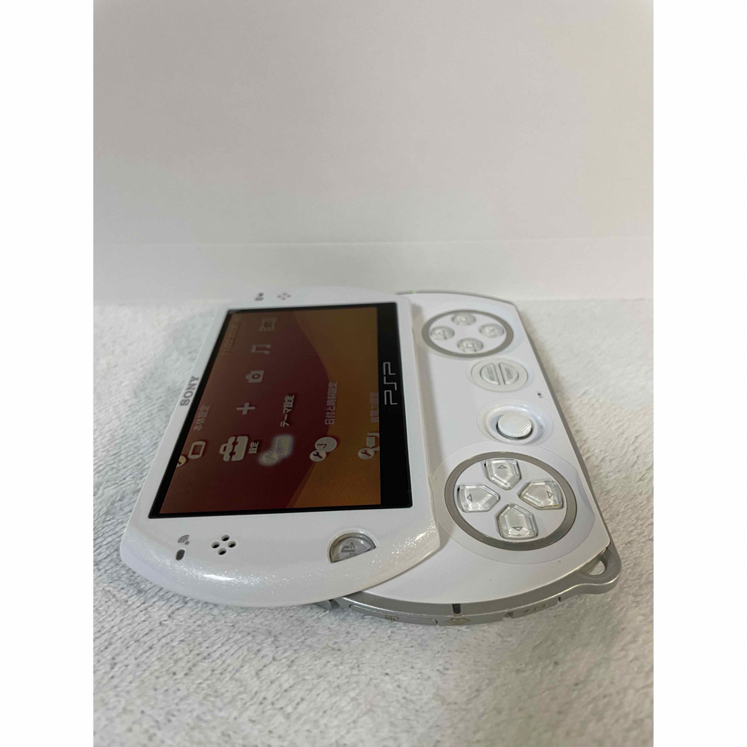 新品　未使用　PSP go PSP-N1000 パールホワイト