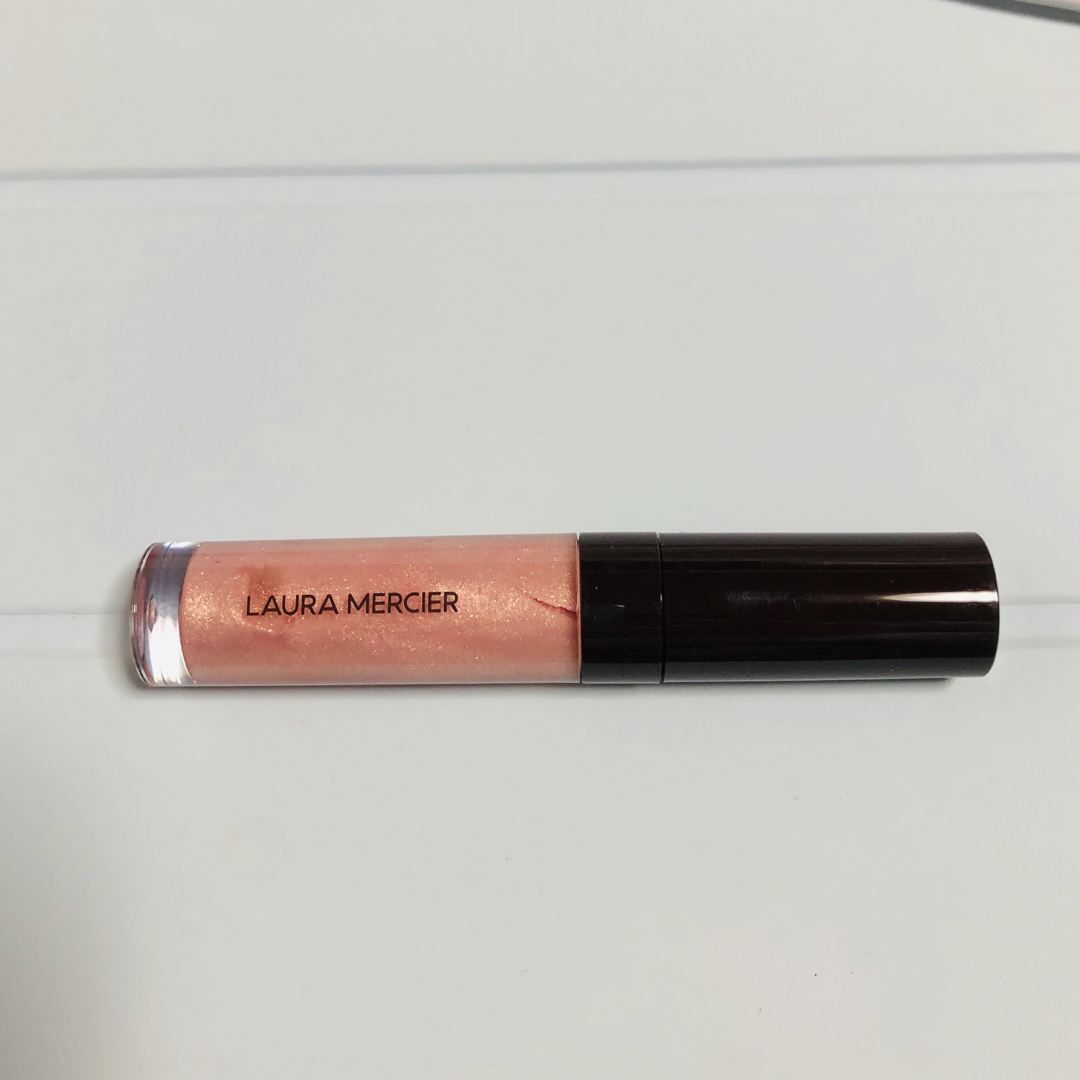 laura mercier(ローラメルシエ)の リップ グラッセ ハイドレーティング バームグロス  110 MACARON  コスメ/美容のベースメイク/化粧品(リップグロス)の商品写真