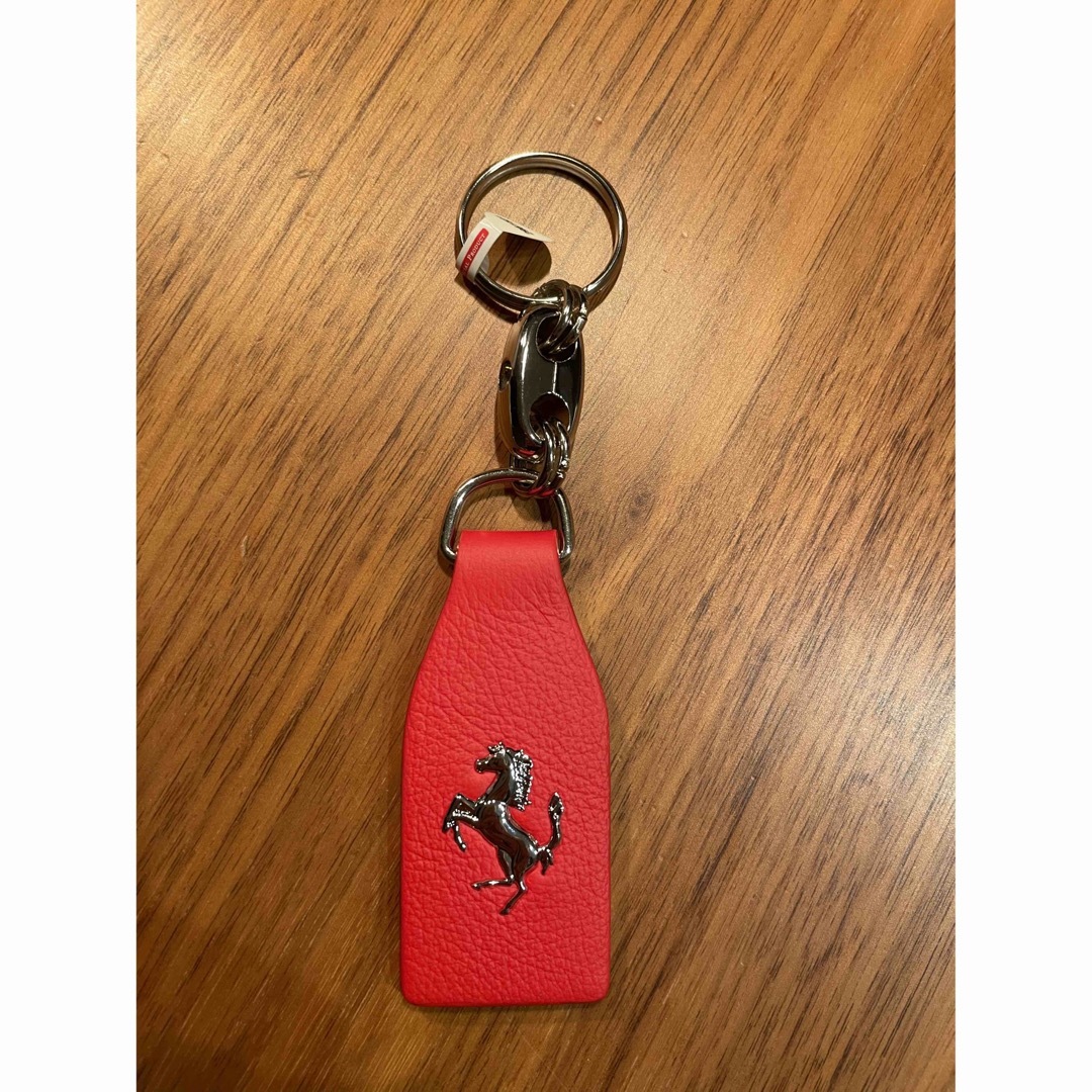 Ferrari - 新品 フェラーリ キーホルダー 純正 レザーの通販 by Ferrari - 新品 フェラーリ キーホルダー 純正 レザーの通販 by