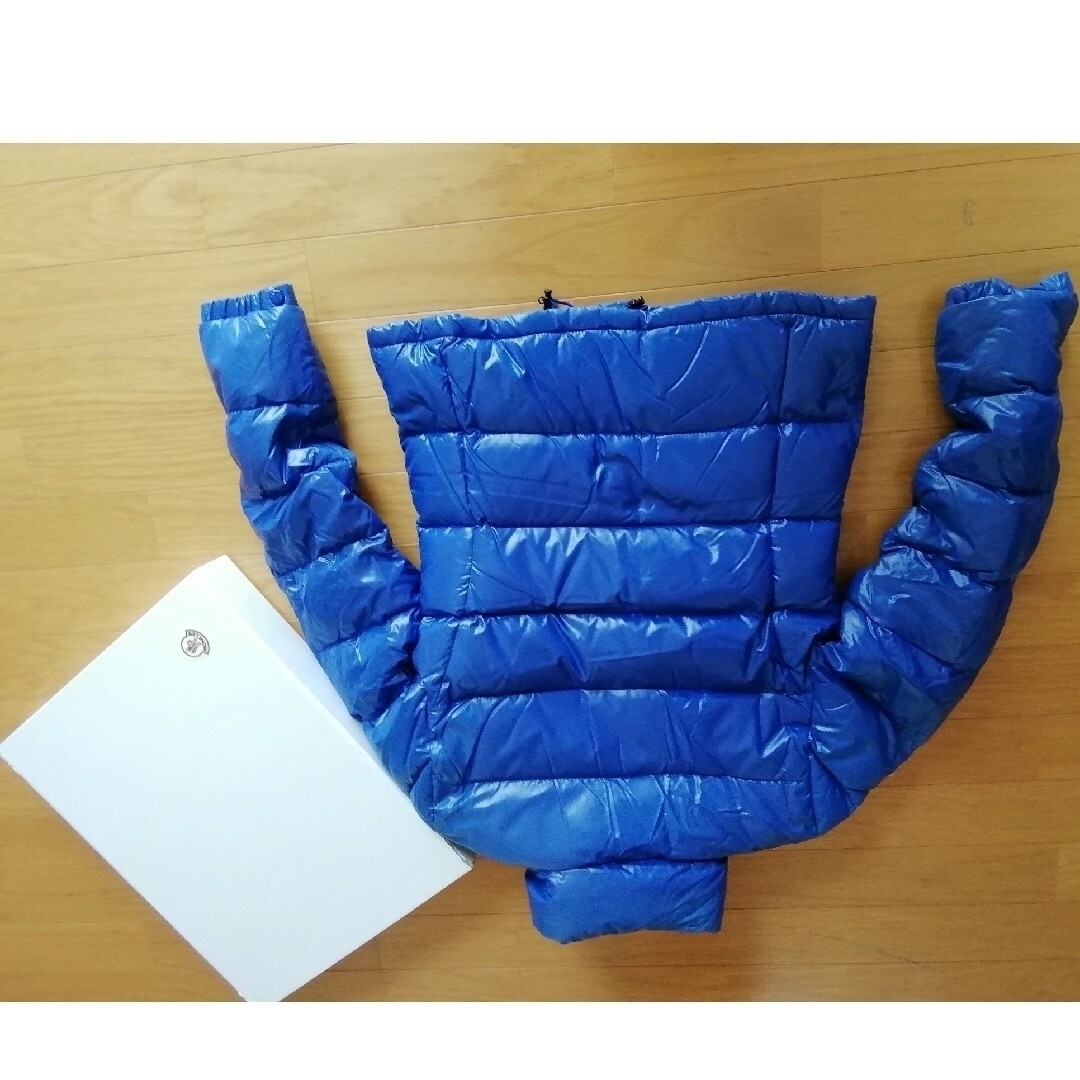 MONCLER(モンクレール)の正規品　モンクレール　ダウンジャケット　青　size0 ブルー　size0 レディースのジャケット/アウター(ダウンジャケット)の商品写真