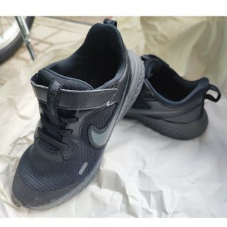 ナイキ(NIKE)のNIKE レボリューション21cm BQ5672-001(スニーカー)