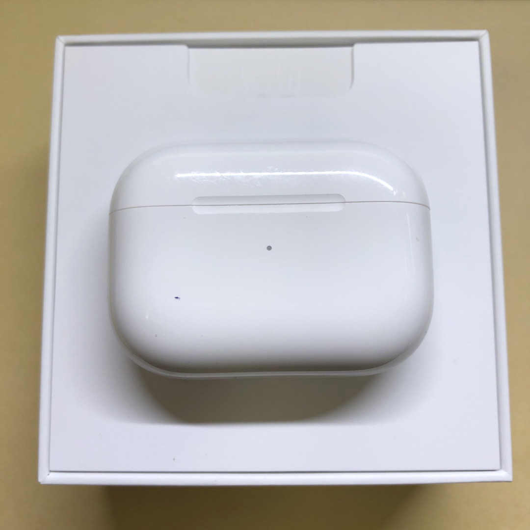 Apple - Apple AirPods Pro 第2世代 充電ケースの通販 by 仲間 Apple - Apple AirPods Pro 第2世代 充電ケースの通販 by 仲間