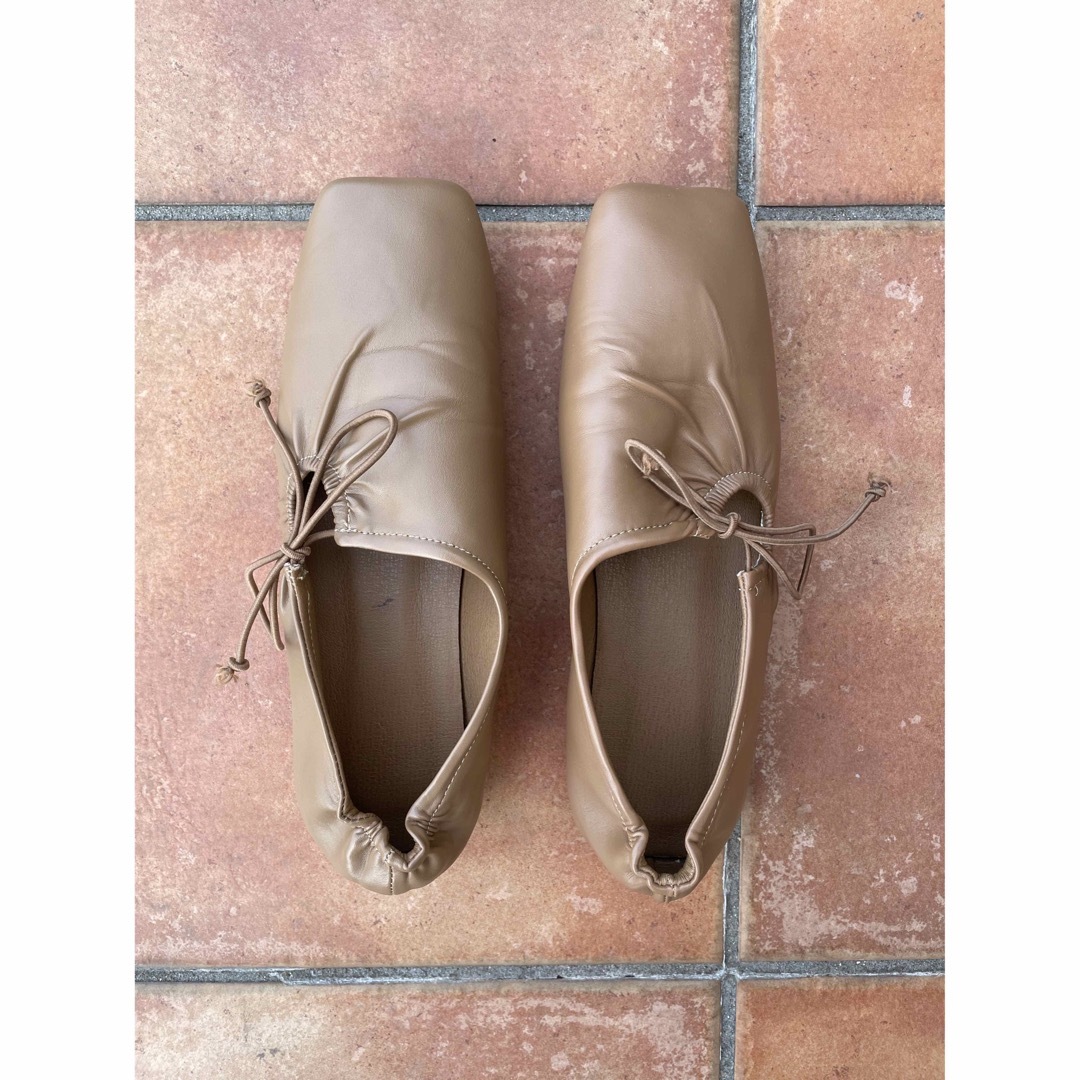 Olu.   パンプス レディースの靴/シューズ(ハイヒール/パンプス)の商品写真