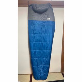 ザノースフェイス(THE NORTH FACE)のNorth face シュラフ Aleutian -7°C(寝袋/寝具)