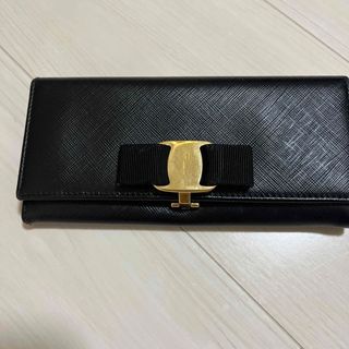 サルヴァトーレフェラガモ(Salvatore Ferragamo)のサルヴァトーレフェラガモ  長財布　ブラック　ヴァラリボン(財布)