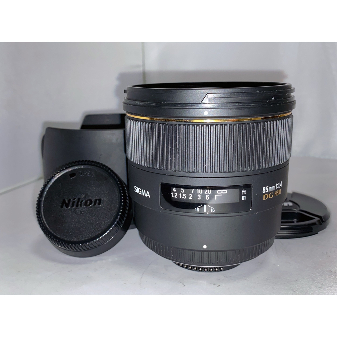 SIGMA(シグマ)のSIGMA 85mm f1.4 EX DG HSM Nikon用 スマホ/家電/カメラのカメラ(レンズ(単焦点))の商品写真