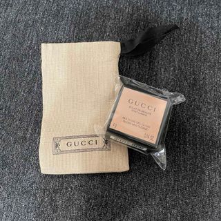 GUCCI エクラ ドゥ ボーテ エフェ リュミエール　フェイス&ボディグロス