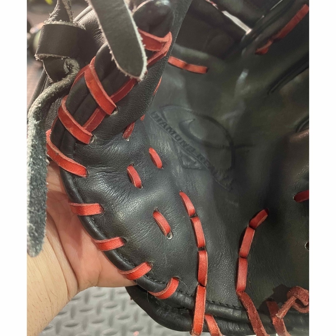 NIKE - NIKE レアグローブ 赤ラベル 軟式、硬式の通販 by KING's NIKE - NIKE レアグローブ 赤ラベル 軟式、硬式の通販 by KING's