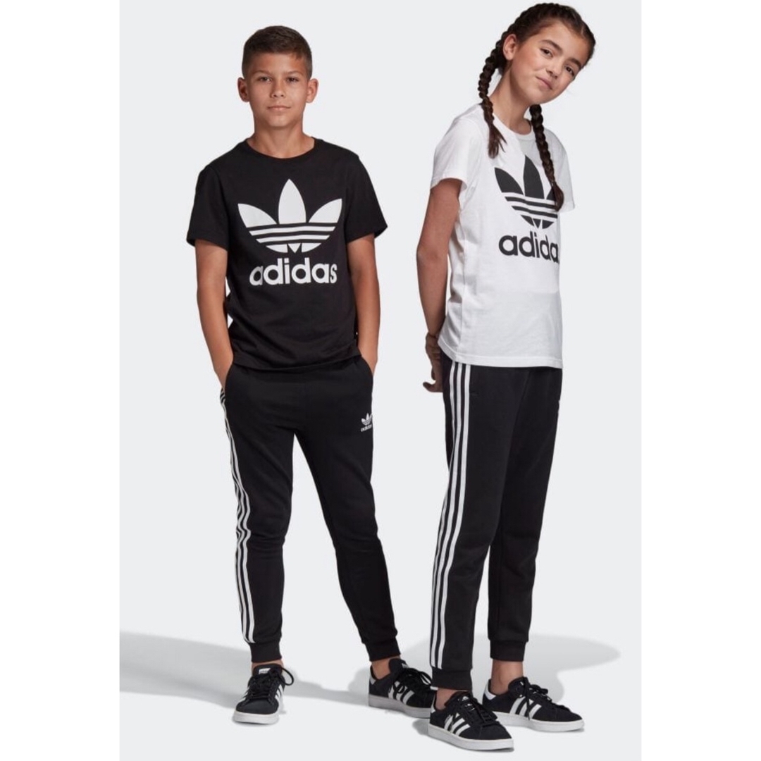 adidas(アディダス)のadidas ジュニア　トレフォイルパンツ　黒150新品 キッズ/ベビー/マタニティのキッズ服男の子用(90cm~)(パンツ/スパッツ)の商品写真