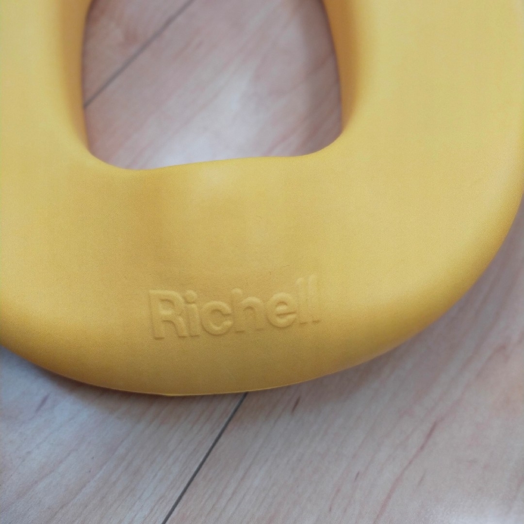 Richell(リッチェル)のリッチェル　補助便座　トイレトレーニング キッズ/ベビー/マタニティのおむつ/トイレ用品(補助便座)の商品写真