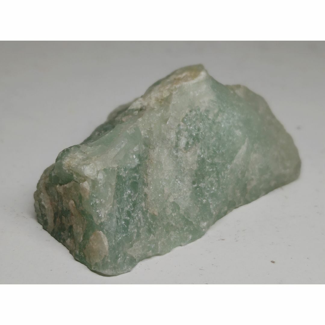 翡翠 128g ヒスイ 原石 翡翠原石 鑑賞石 自然石 誕生石 鉱物 翡翠 128g ヒスイ 原石 翡翠原石 鑑賞石 自然石 誕生石 鉱物