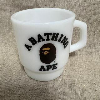 アベイシングエイプ(A BATHING APE)のBAPE x Fine King コラボ MILK GLASS マグカップ(グラス/カップ)