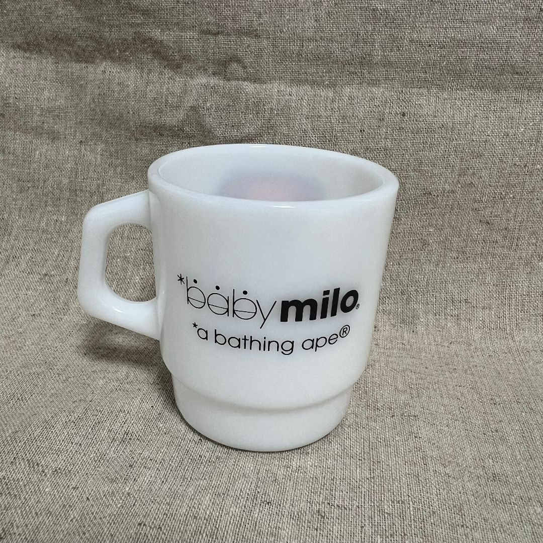 A BATHING APE(アベイシングエイプ)のBAPE x Fine King MILK GLASS マグカップ MILO インテリア/住まい/日用品のキッチン/食器(グラス/カップ)の商品写真