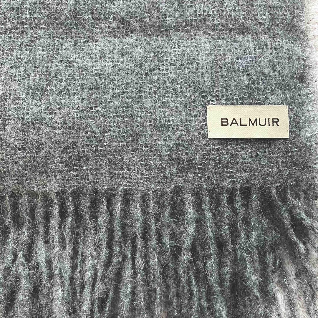 BALMUIR(バルミュール)の未使用 BALMUIR バルミュール モヘア ストール グレー レディースのファッション小物(ストール/パシュミナ)の商品写真