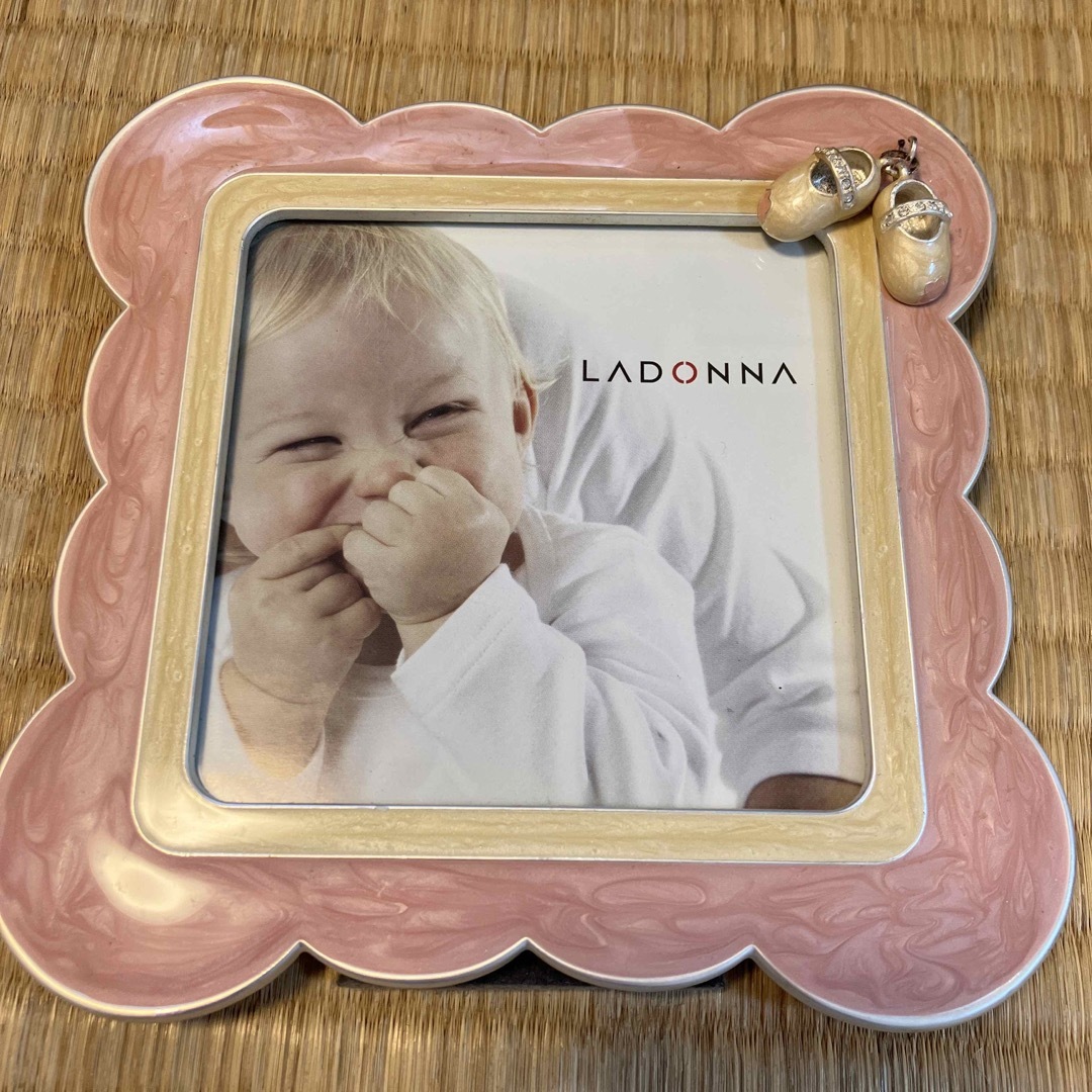 LADONNA(ラドンナ)のフォトフレーム 出産祝い キッズ/ベビー/マタニティのメモリアル/セレモニー用品(フォトフレーム)の商品写真