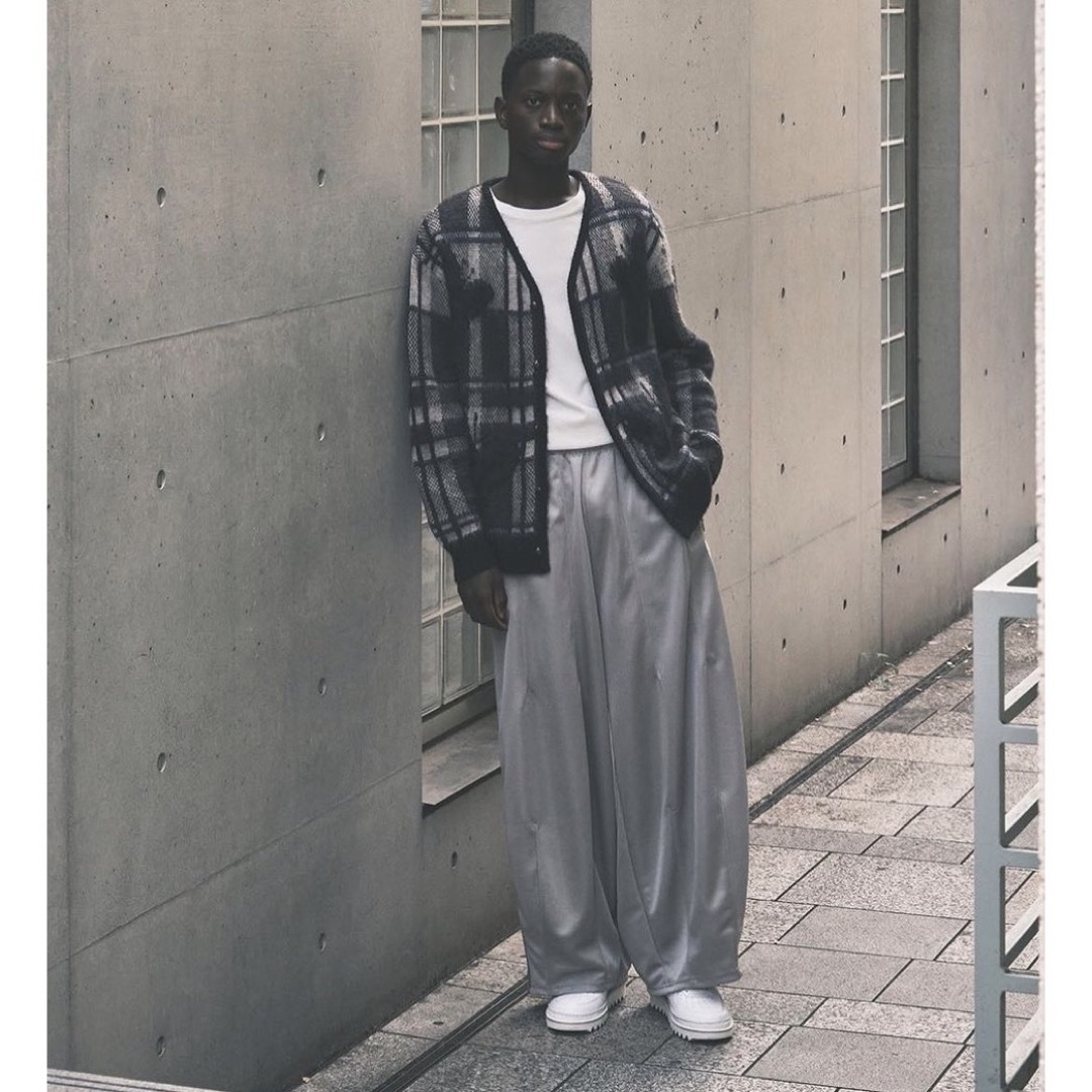 Needles(ニードルス)のneedles H.D.Track Pant 23aw 別注　thetokyo メンズのパンツ(サルエルパンツ)の商品写真