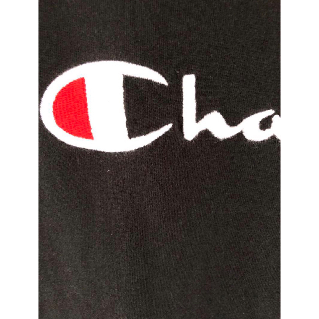 Champion(チャンピオン)のChampion　刺繍ロゴ　Tシャツ　L　黒　USA古着 メンズのトップス(Tシャツ/カットソー(半袖/袖なし))の商品写真