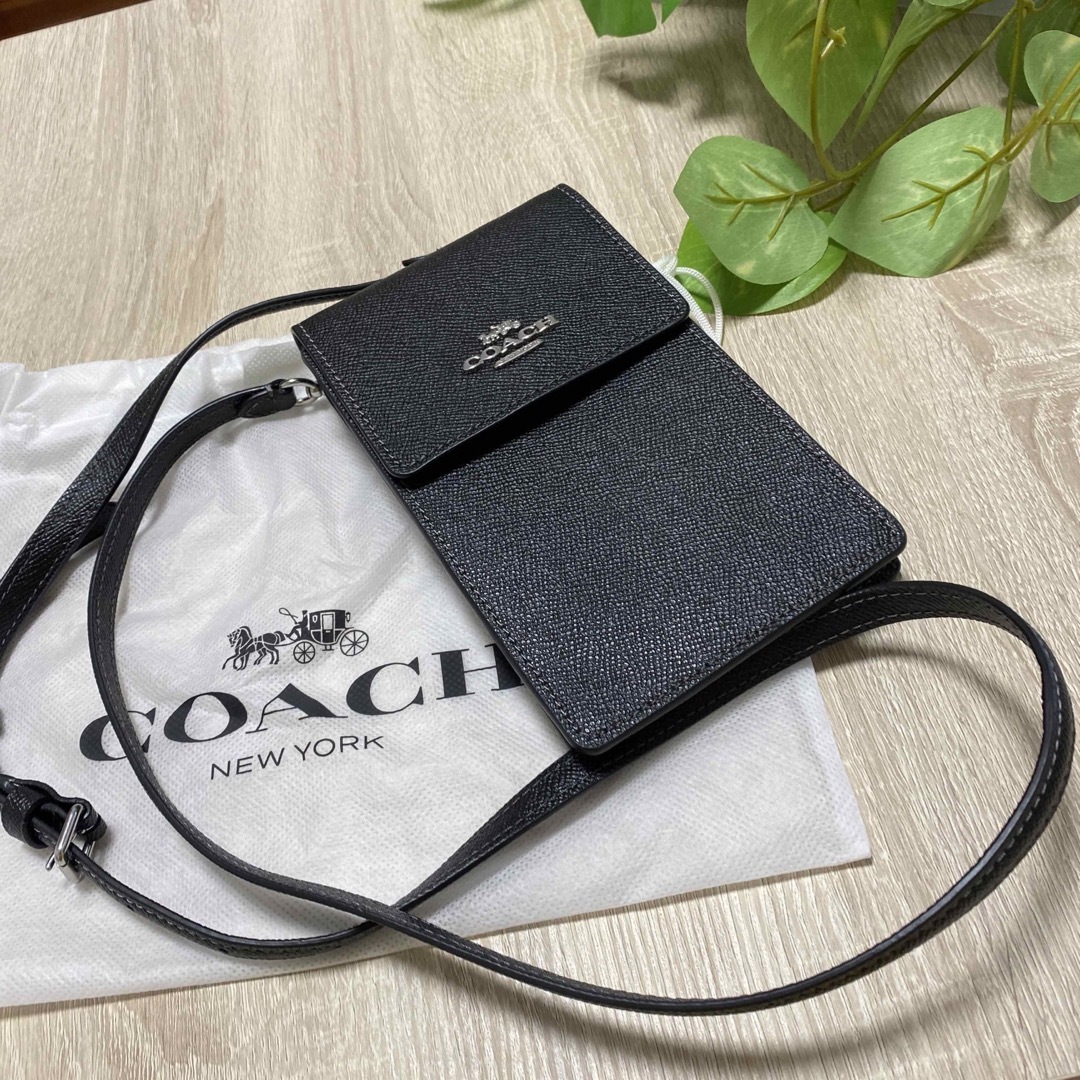 COACH - 新品・未使用 COACH コーチ スマホケース ショルダーバッグ