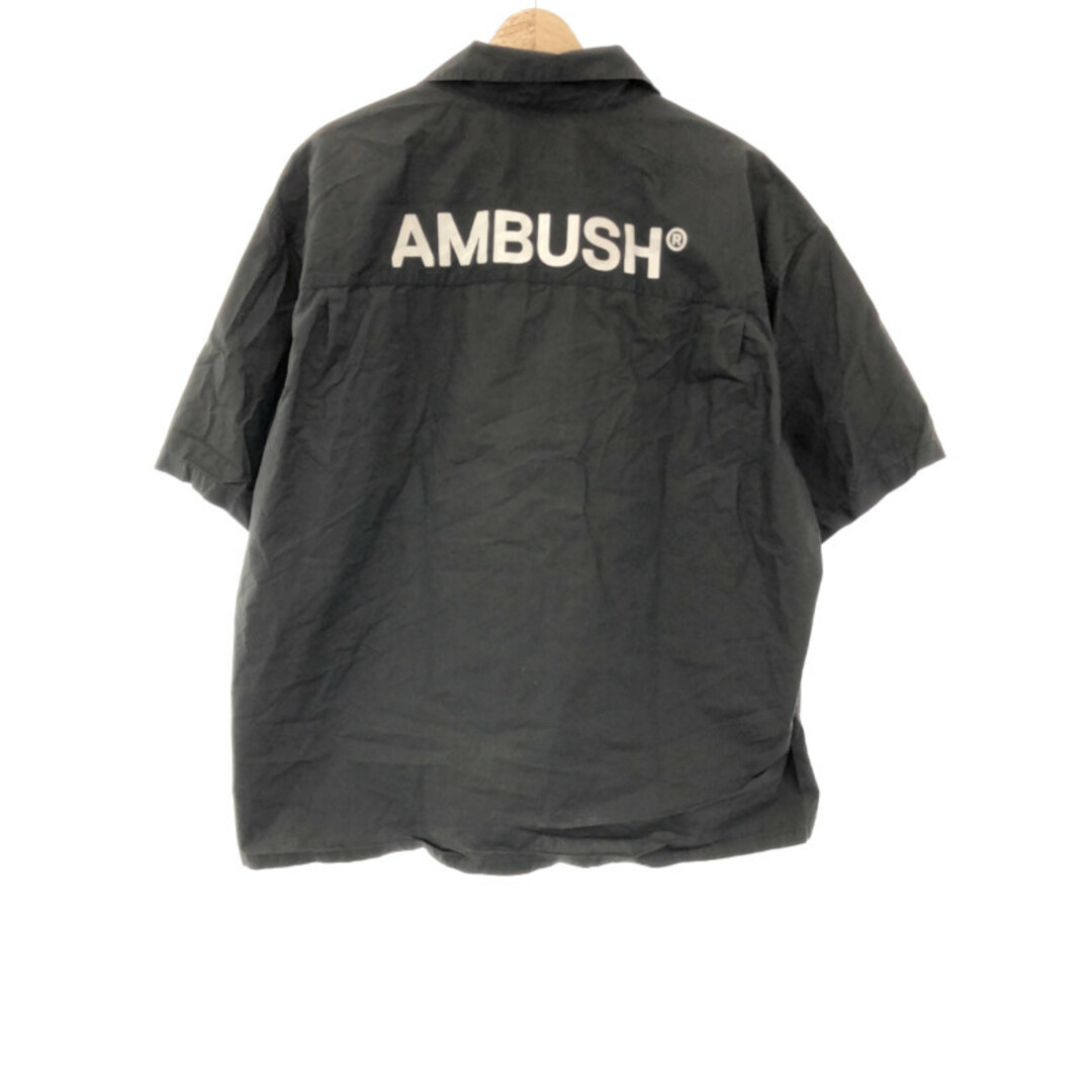 AMBUSH(アンブッシュ)のAMBUSH アンブッシュ ロゴプリントオーバーサイズ半袖シャツ ブラック 46 メンズのトップス(シャツ)の商品写真